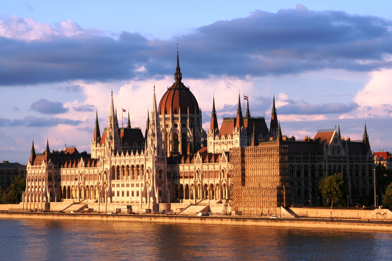 Folklore festival "The Pearl of Danube" Budapest - Official page