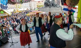 Pasqua festival del folklore – Praga