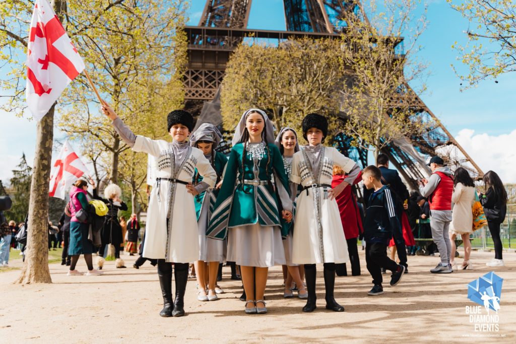 festival folklora u parizu