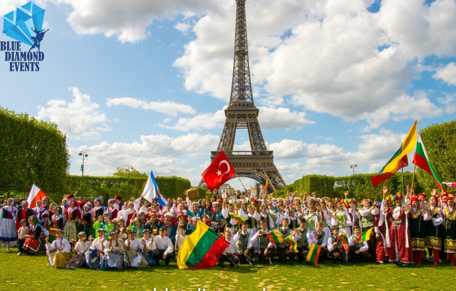 holi festival paris